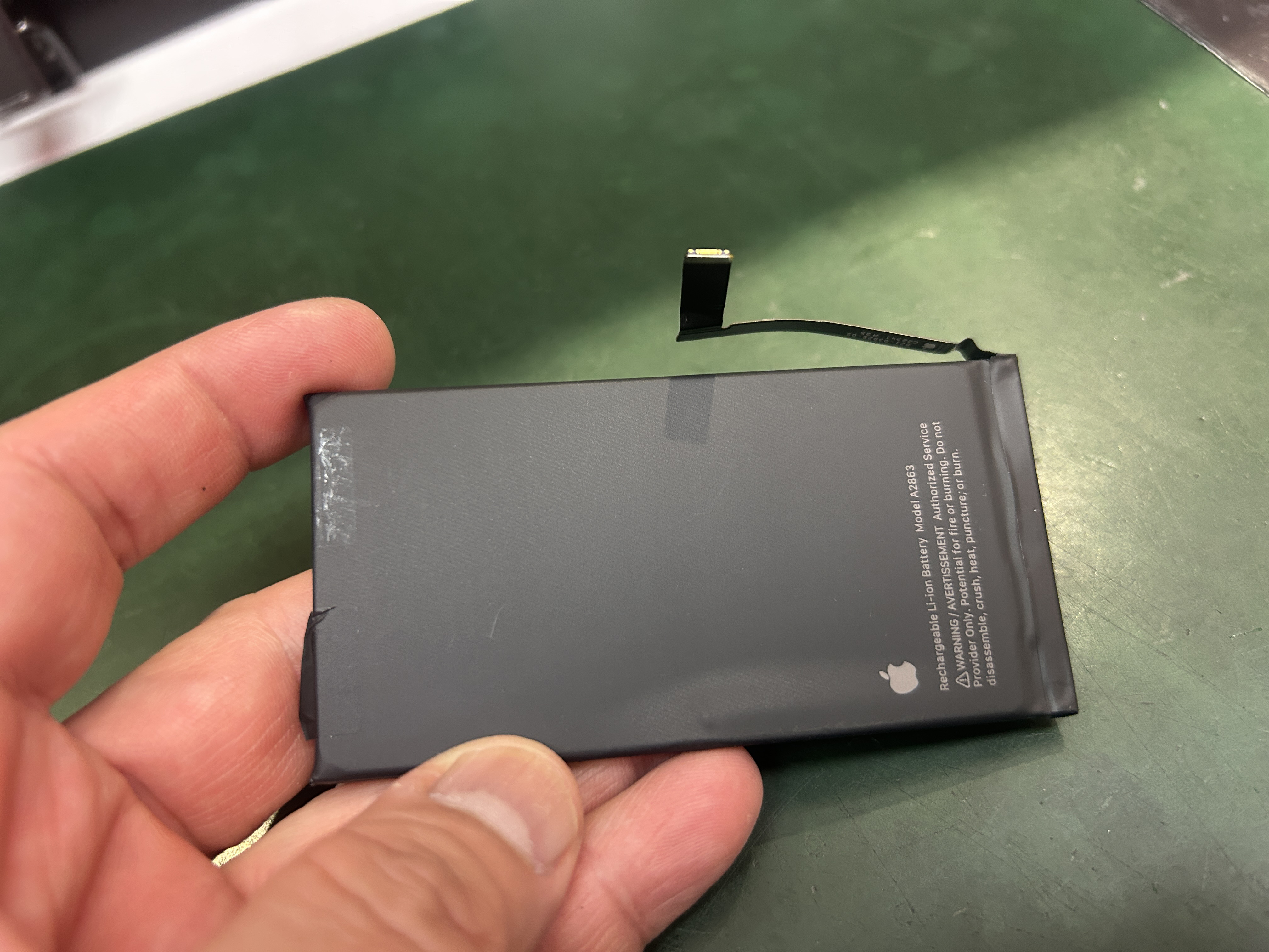 泡瀬店 - 沖縄 iPhone修理 スマホ119