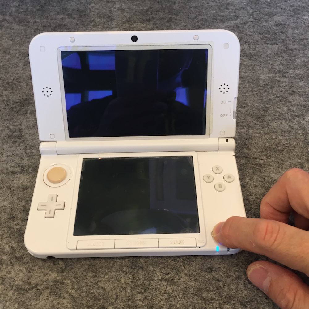 Nintendo 3DSLL スピーカーフレキケーブル交換修理 - 修理ブログ