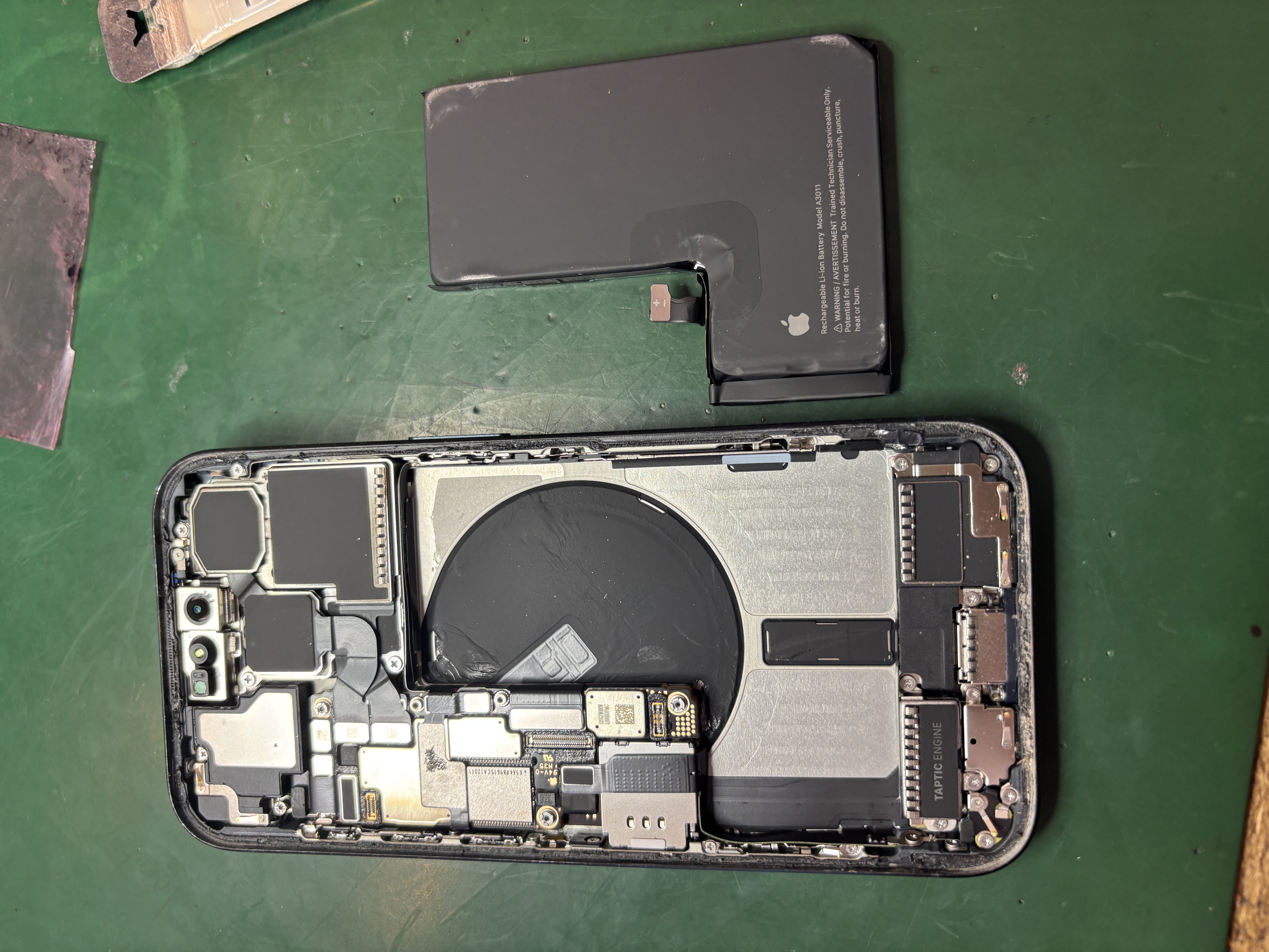 糸満店 - 沖縄 iPhone修理 スマホ119