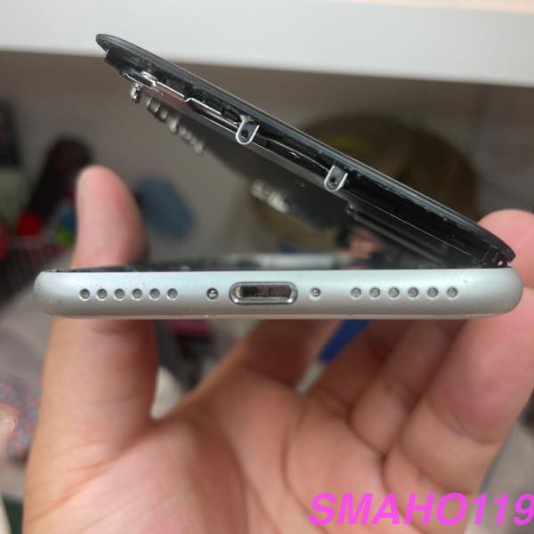 とよみ店 - 沖縄 iPhone修理 スマホ１１９